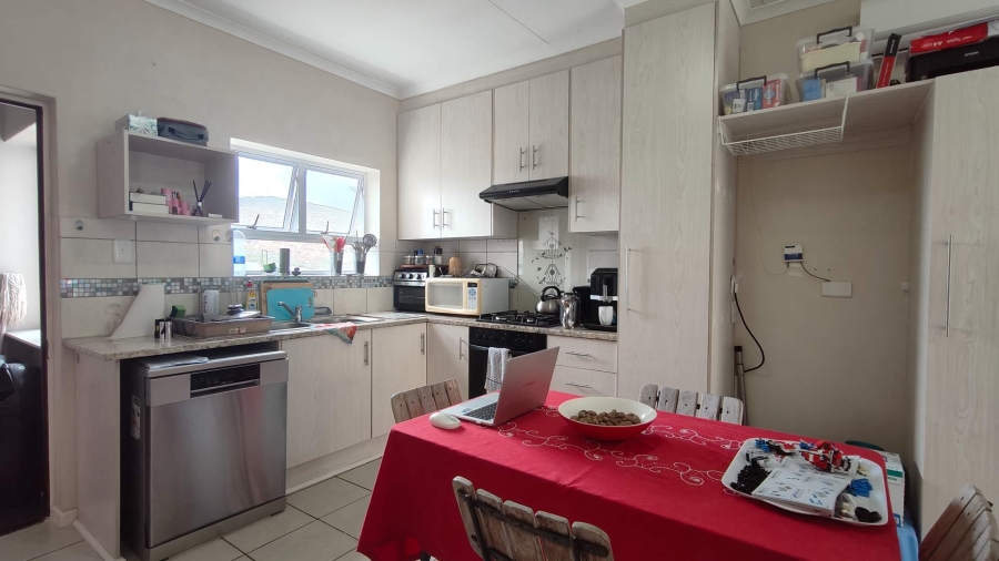 2 Bedroom Property for Sale in Island View Western Cape